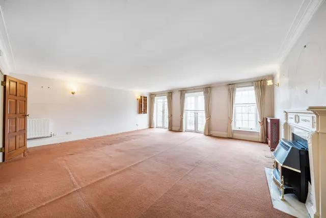 Ashurst Close, Northwood, HA6, photo 3