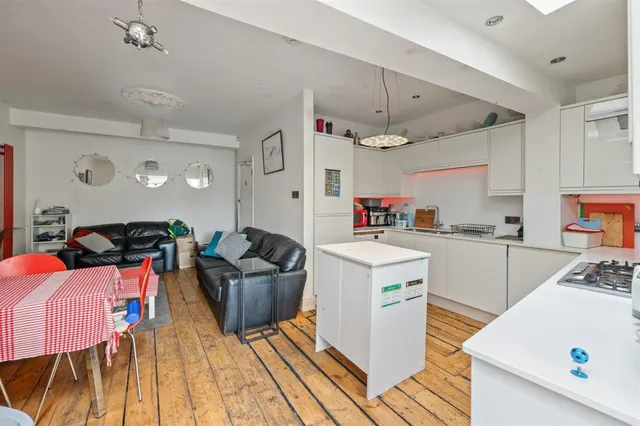 Wick Crescent, Brislington, BS4, photo 3