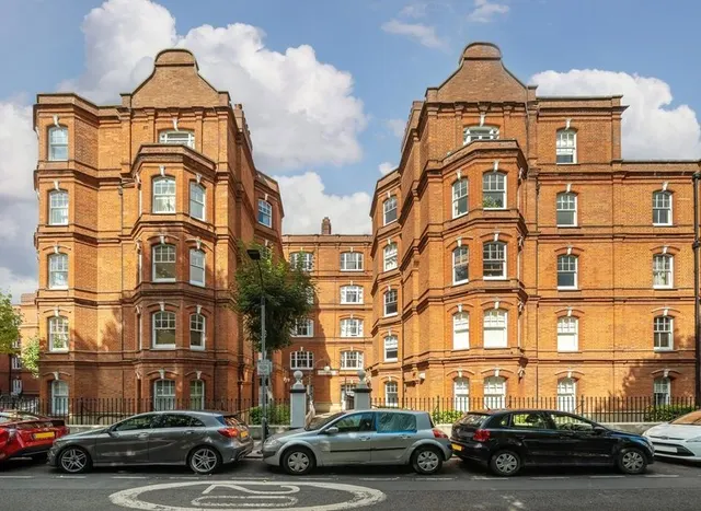 Queen's Club Gardens, West Kensington, W14, photo 1