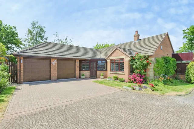 Heritage Court, Lichfield, photo 1