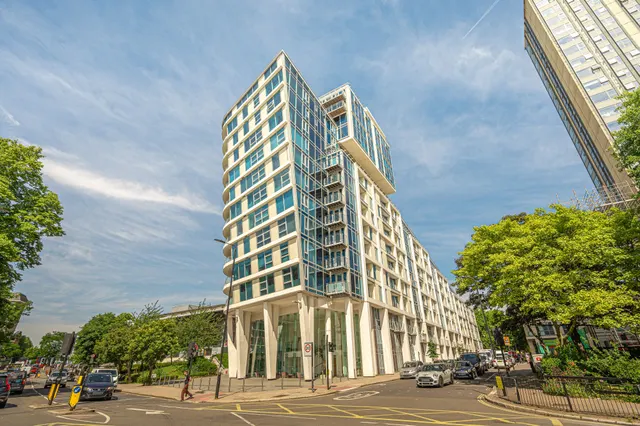 53 The Visage, Winchester Road, London, photo 1