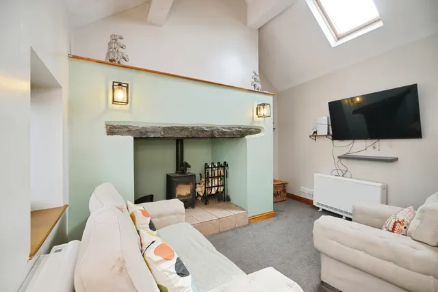 Efailnewydd, Pwllheli, LL53, photo 2
