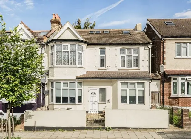 Glencairn Road, Streatham, SW16, photo 1