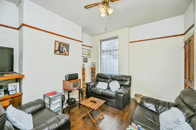 Thornycroft Road, Liverpool, L15, photo 3