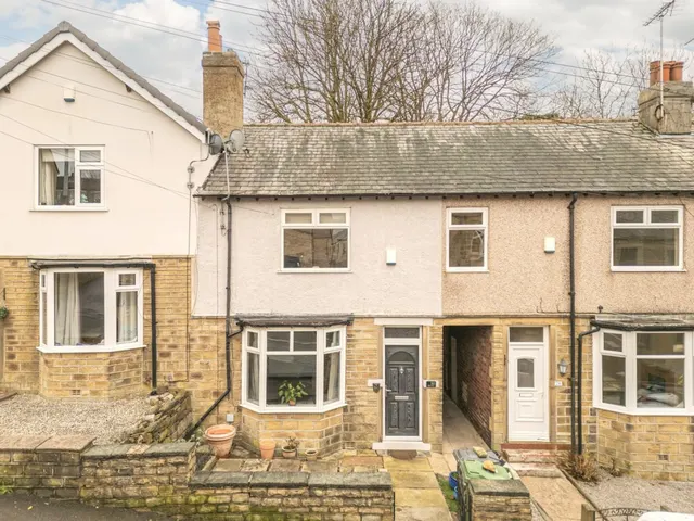 Birks Road, Longwood, photo 1