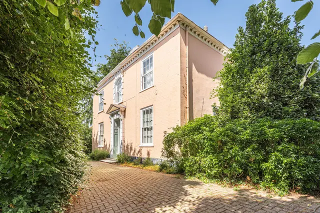 Handsome Four Bedroom Georgian Home i, photo 1