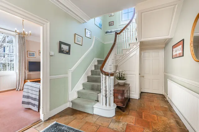 Handsome Four Bedroom Georgian Home i, photo 2