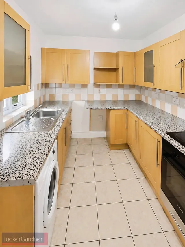 Temple Court, Cambridge, CB4, photo 2