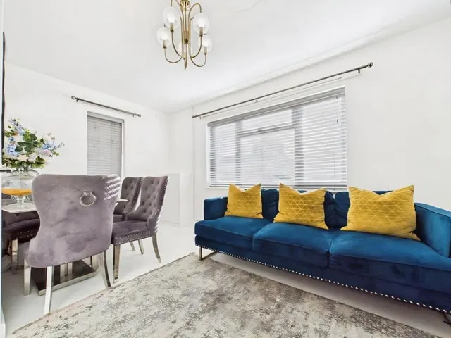 Hartland Road, Reading, RG2, photo 2