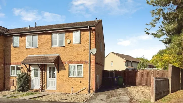 Kingfisher Drive, Westbury, BA13, photo 1