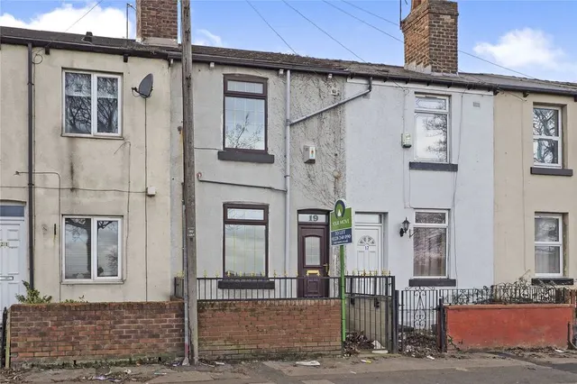 Pindar Oaks Street, Barnsley, S70, photo 1