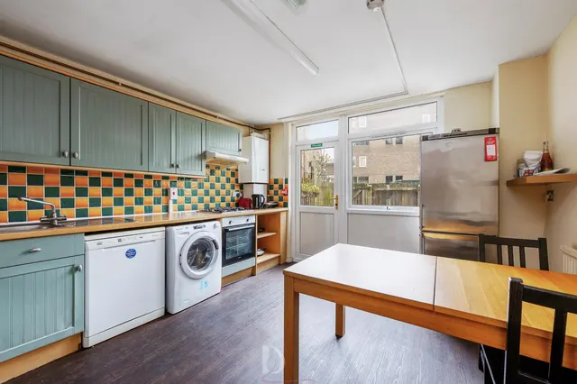 Photo 2 — Chippenham Road, Maida Vale, London, W9 2AE