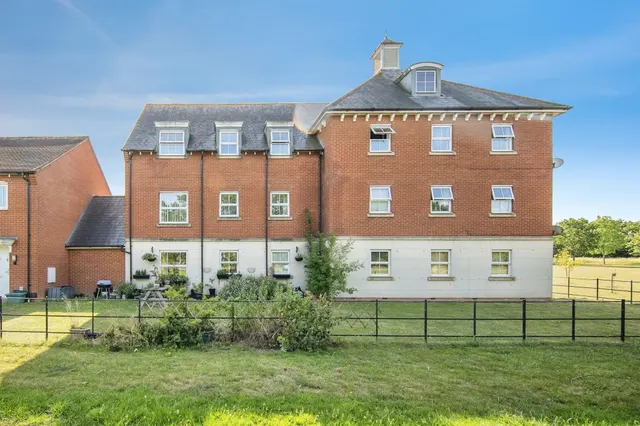 Valentinus Crescent, Colchester, CO2, photo 1