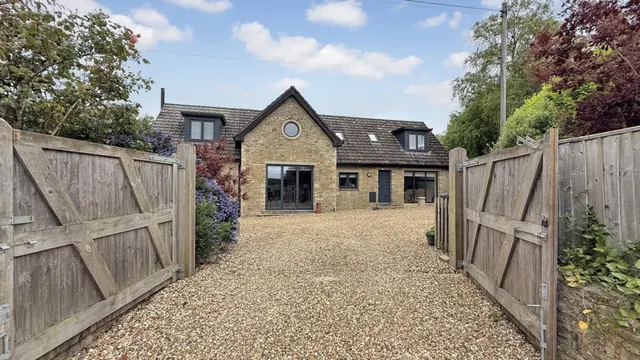 Fairwood Road, Dilton Marsh, photo 1