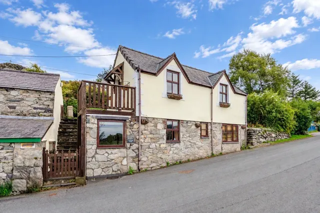 Gallt Y Foel, Caernarfon, LL55, photo 1