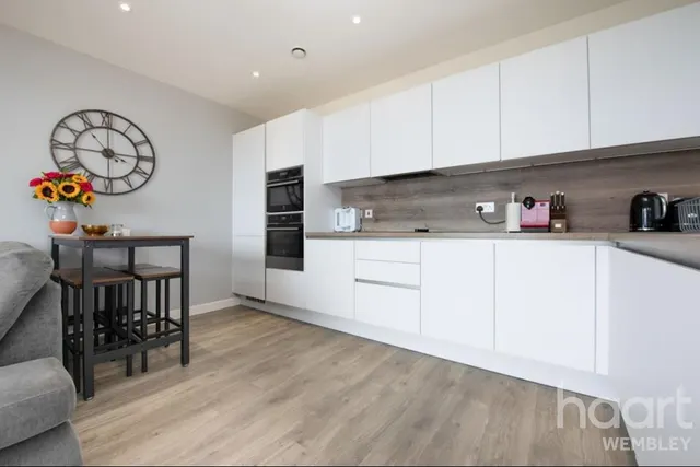 Hawfinch House, West Hendon Waterside, NW9, photo 1