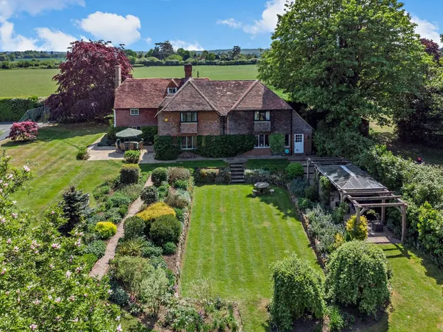 Photo 2 — Ashes Lane, Hadlow, Tonbridge, TN11 0AN
