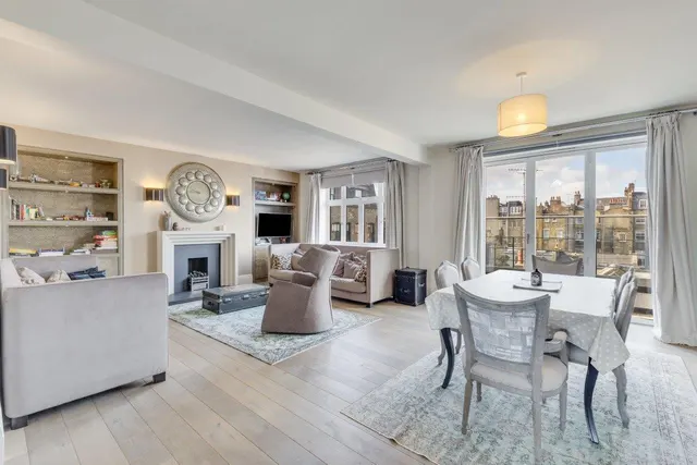 Photo 2 — Portland Place, Marylebone, London, W1B 1QL