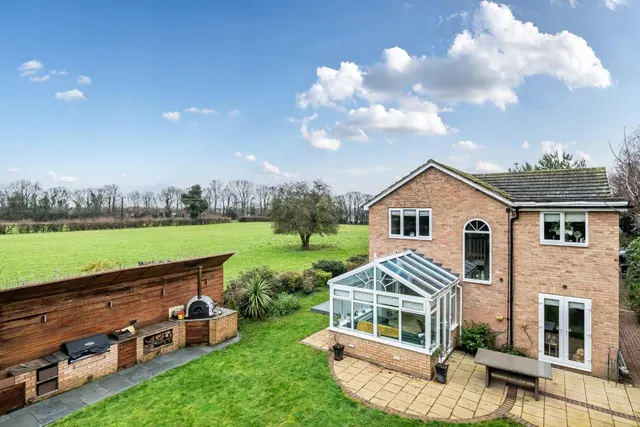 Edgerton Drive, Tadcaster, LS24, photo 2