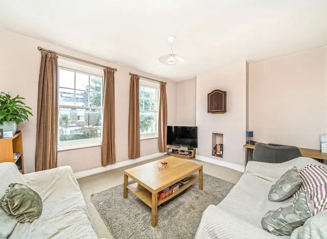 Photo 2 — Russell Road, Wimbledon, SW19