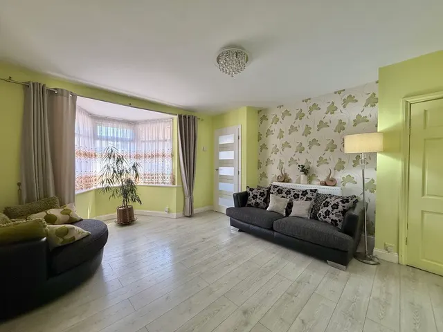 Neasden Grove, Kingstanding, B44, photo 2