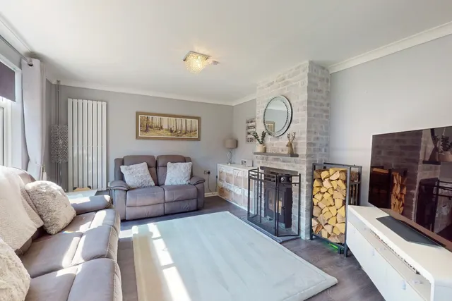 Photo 3 — Springhill Crescent, Springhill Crescent, Madeley TF7 4DP