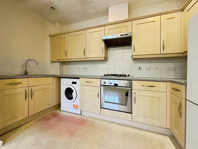 Lichfield Road, Shelfield, WS4, photo 2