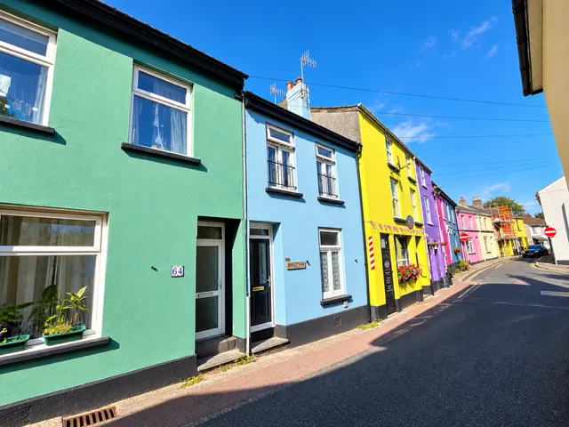 Millbrook, PL10, photo 1