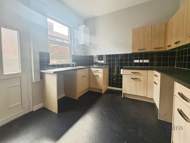 Photo 2 — Lovat Road, Preston, Lancashire, PR1