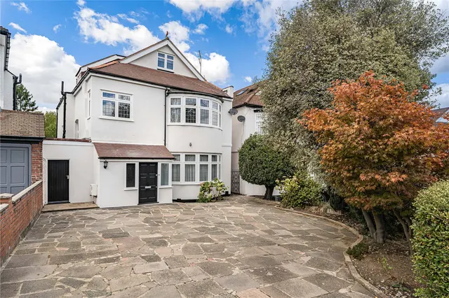 Chandos Avenue, Whetstone, N20 9EG, photo 1