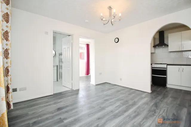 Heatherbrook Road, Leicester, LE4, photo 1
