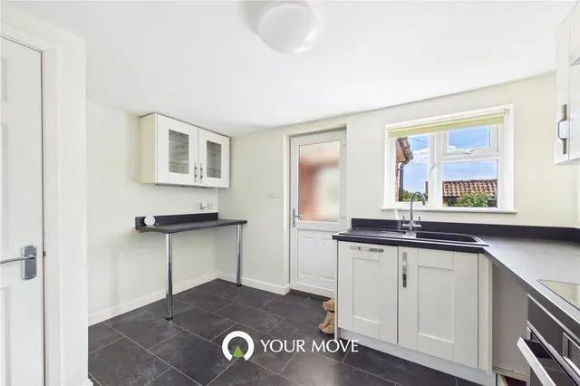 Hempnall Road, Woodton, NR35, photo 2