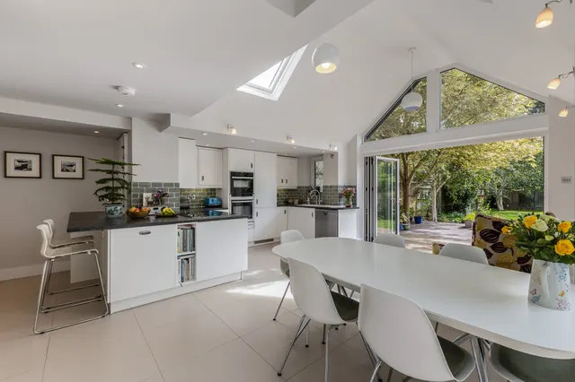 Photo 2 — Baring Road, BEACONSFIELD, HP9