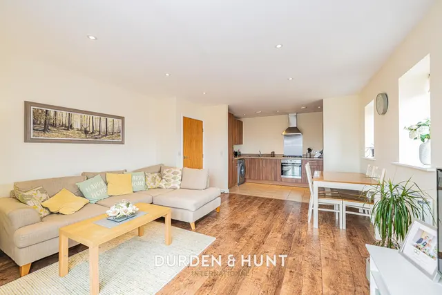 Dunningford Close, Hornchurch, RM12, photo 2