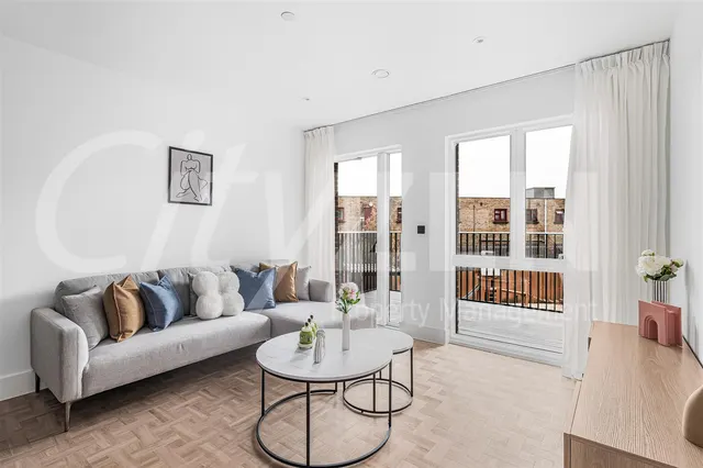 Danvers Avenue, London, SW11, photo 1