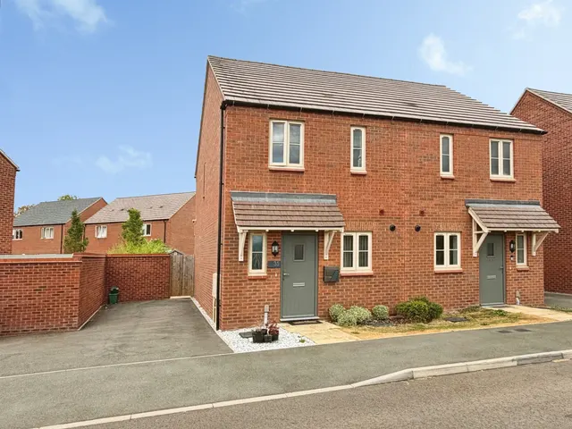 Holywell Drive, Temple Herdewyke, Southam, photo 1