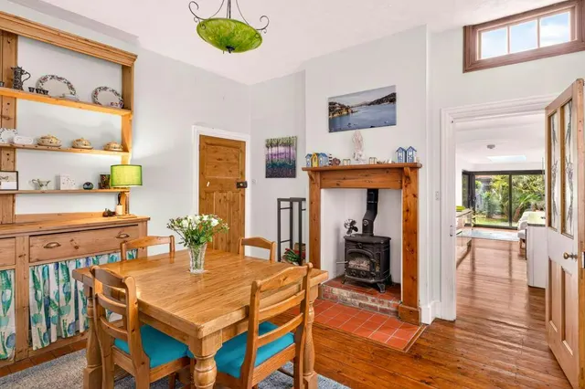 Photo 3 — Reigate Road, Worthing, BN11