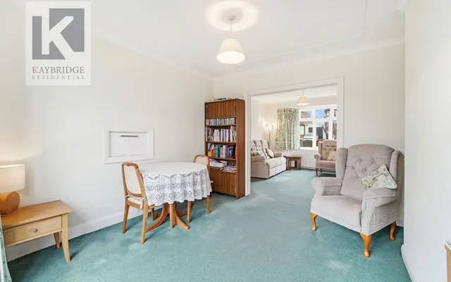 Photo 2 — Walsingham Gardens, Epsom, KT19