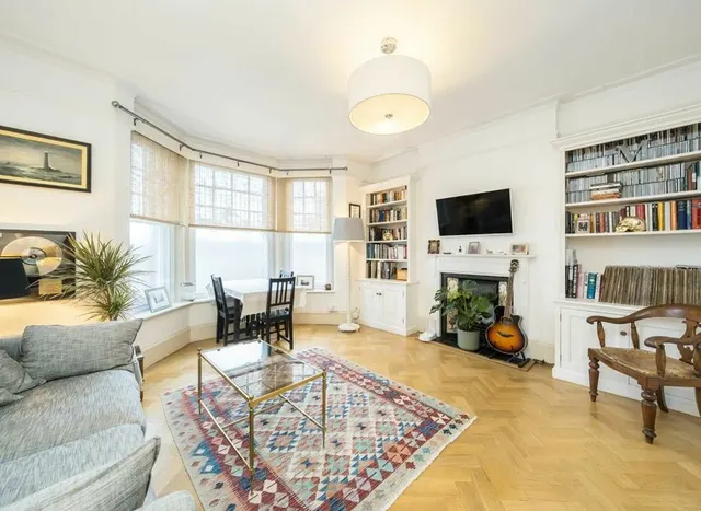 Lower Richmond Road, Putney, SW15, photo 3