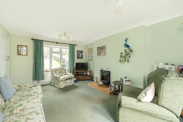 Chiltern Cottages, Buckland Common, HP23, photo 2