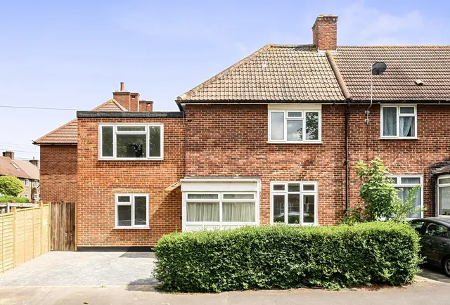 Canterbury Road, Morden, SM4 6QG, photo 1