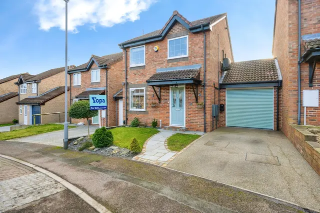 Dalton Close, Luton, LU3, photo 3