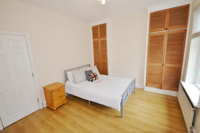 Albion Road, Fallowfield, M14, photo 2