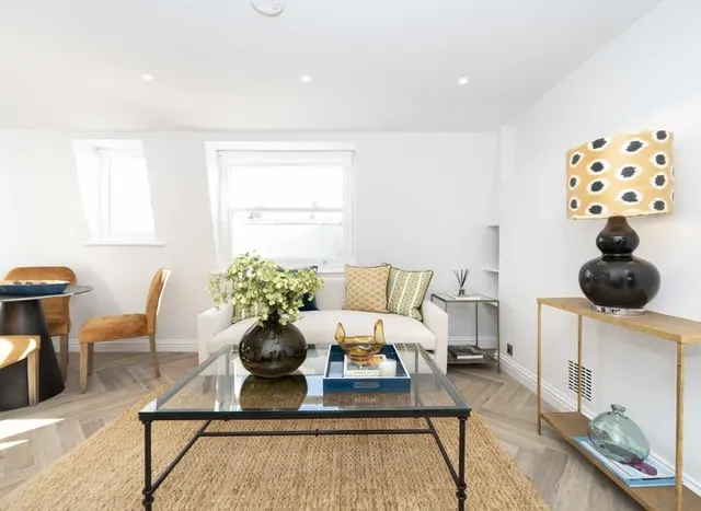 Photo 3 — Halsey Street, Chelsea, SW3