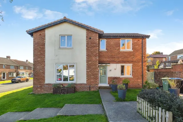 Gilbert Road, Peterlee, SR8, photo 1