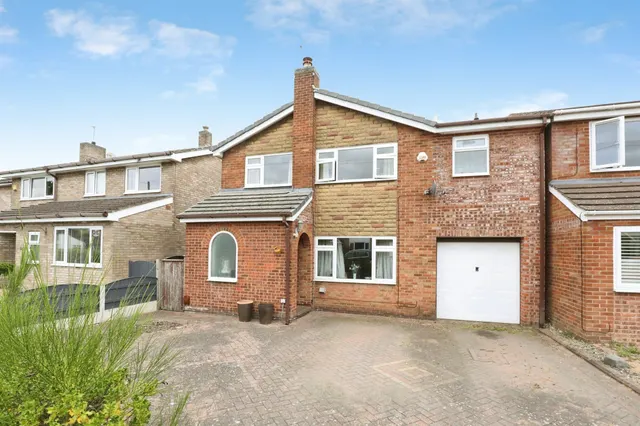 Pear Tree Drive, Wincham, Northwich, photo 1