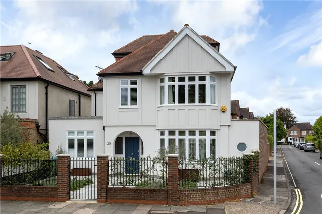 Ferry Road, Barnes, SW13, photo 1