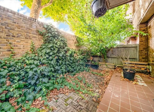 Penang Street, Wapping, E1W, photo 1