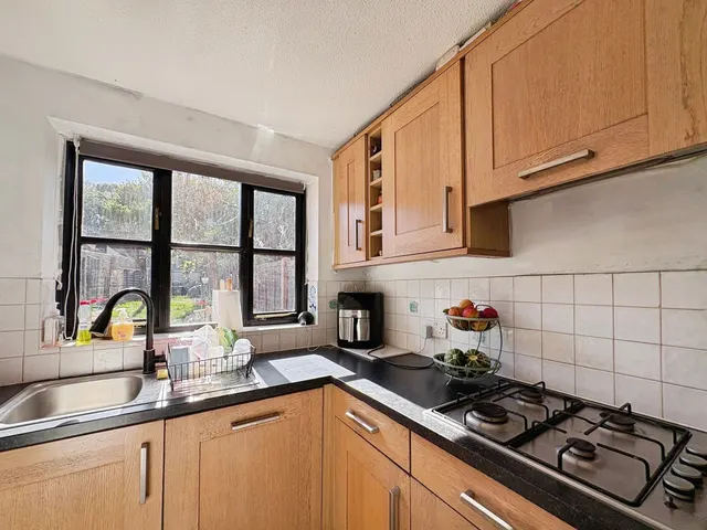 Coney Grange, Warfield, RG42, photo 2