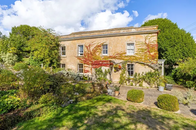 Commercial Road, Chalford Hill, GL6, photo 1